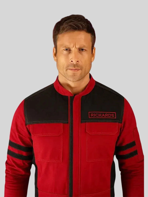 Ben Richards Film The Running Man 2025 Glen Powell Red Jacket