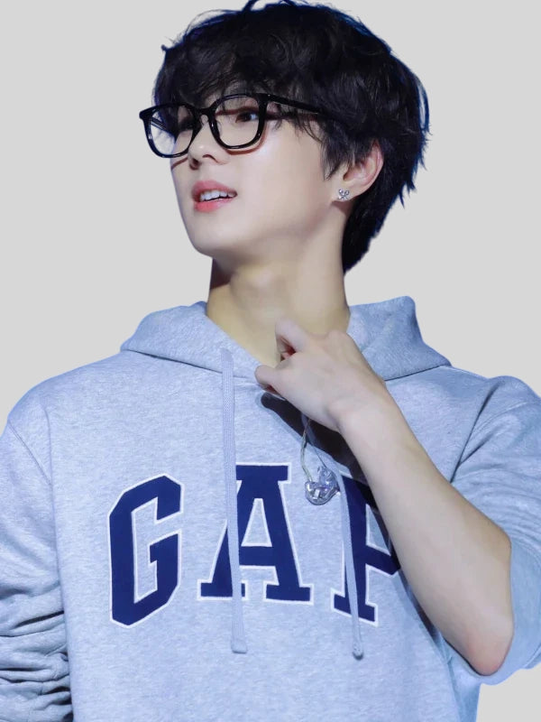 Jungwon Gap Vintage Soft Arch Logo Hoodie