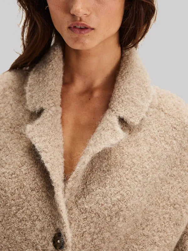 Kelsey Asbille Yellowstone S05 Beige Coat