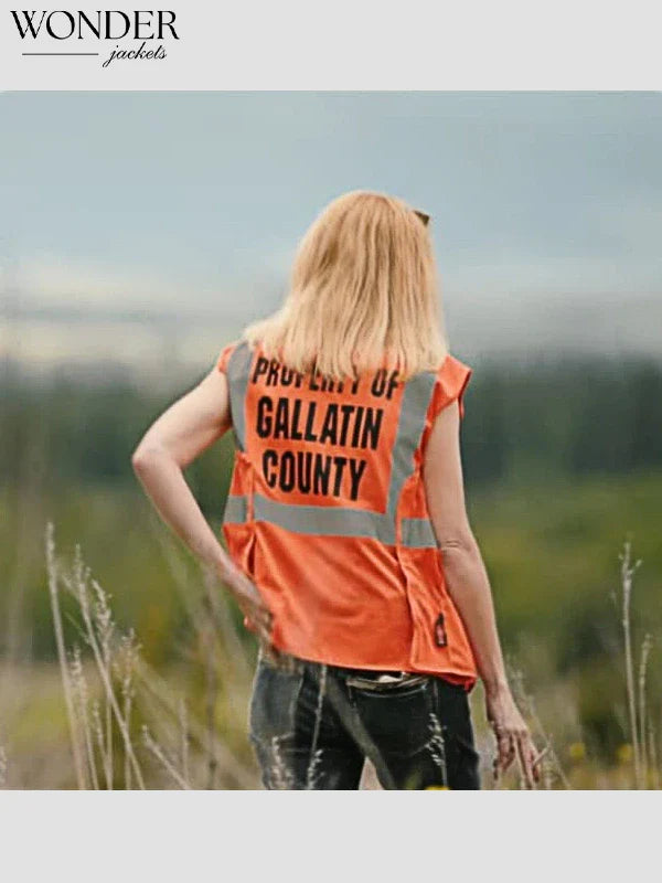 Yellowstone-S05-Kelly-Reilly-Orange-Vest